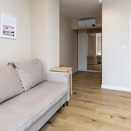 דירה Lighthouse, Sun & Snow מיצ'יצ'ניו