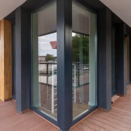 דירה Lighthouse, Sun & Snow