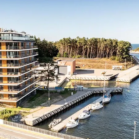 Lighthouse, Sun & Snow