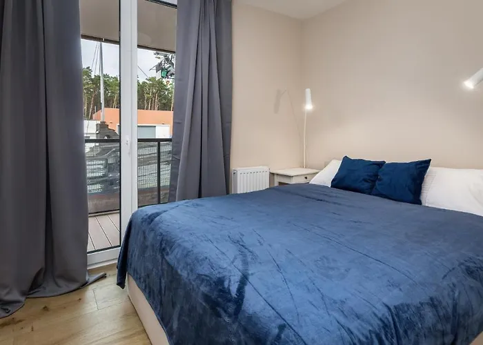 Lighthouse, Sun & Snow *