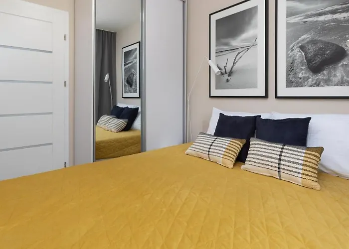 Lighthouse, Sun & Snow